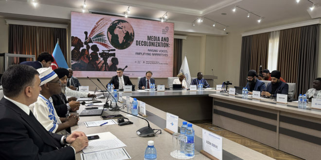 MEDIAS ET DÉCOLONISATION : UNE CONFÉRENCE INTERNATIONALE À BAKOU